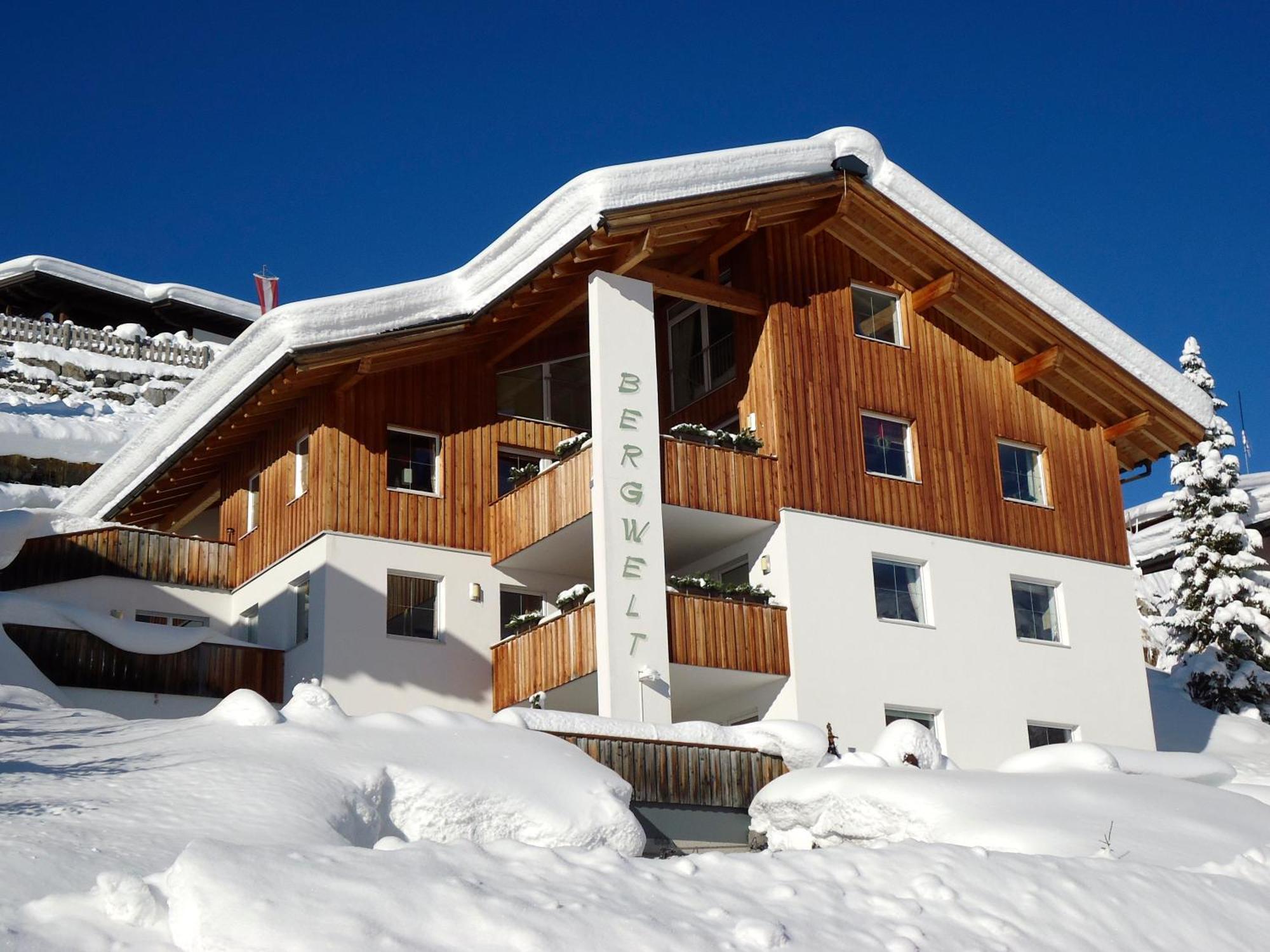 Haus Bergwelt - Appartements Lech am Arlberg Exteriör bild